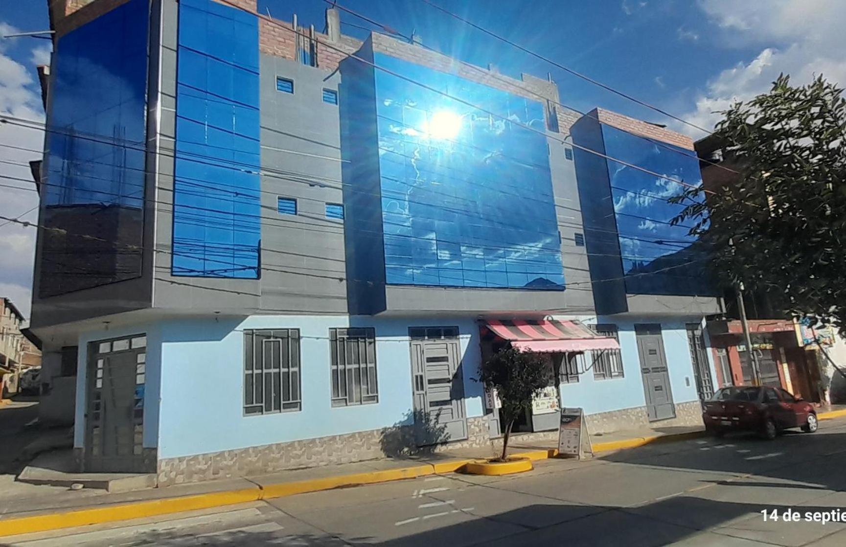 Hostal Pura Casta Hotel Carhuaz Exterior foto